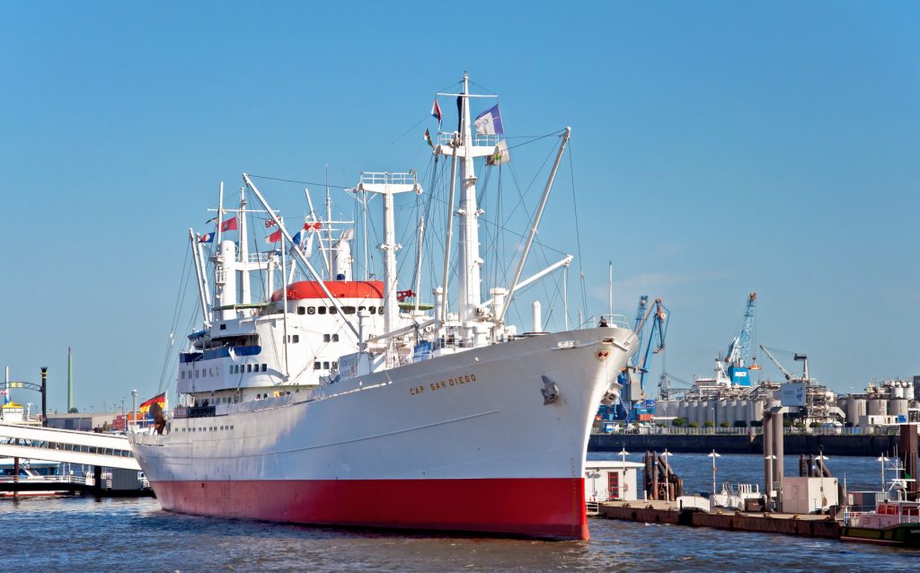 Das Museumsschiff Cap San Diego im Hamburger Hafen