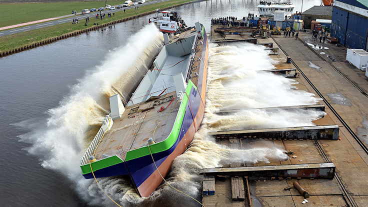 Greenports 1: Moderne Baggerschute wird mit LNG betrieben