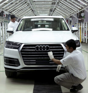 Audi und VW: Vom JadeWeserPort nach Übersee