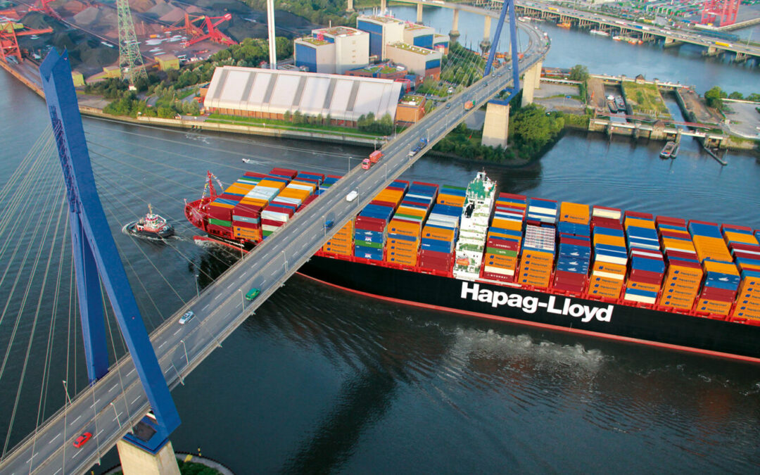 Hapag-Lloyd steigt beim JadeWeserPort ein