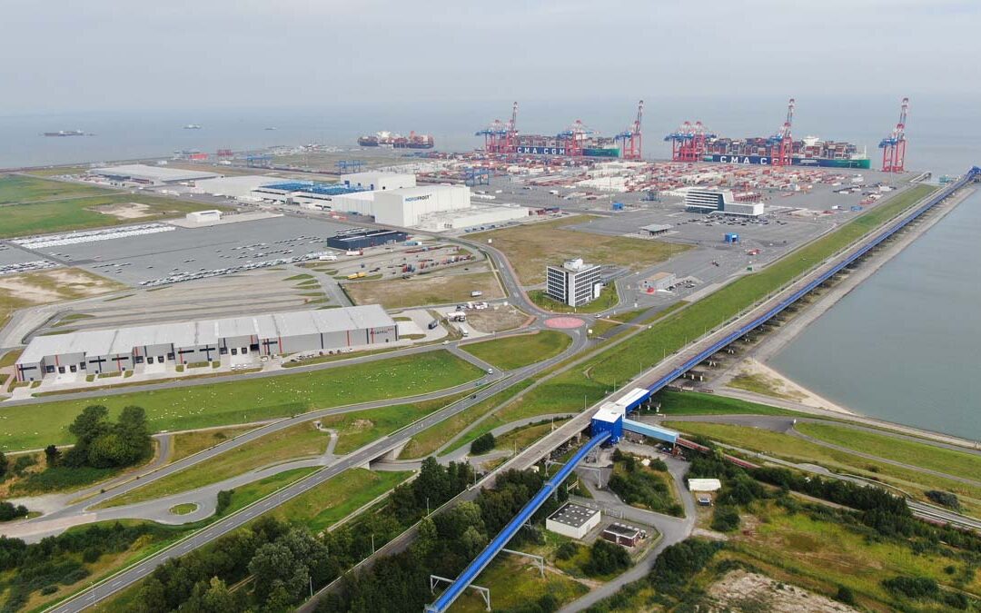 Mangel an Logistikflächen in Deutschlands Häfen teilweise „hausgemacht