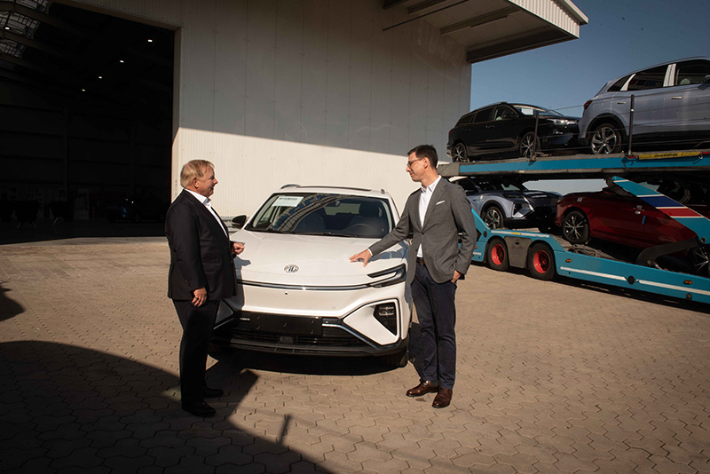 Wilhelmshaven entwickelt sich zum Autoimporthafen