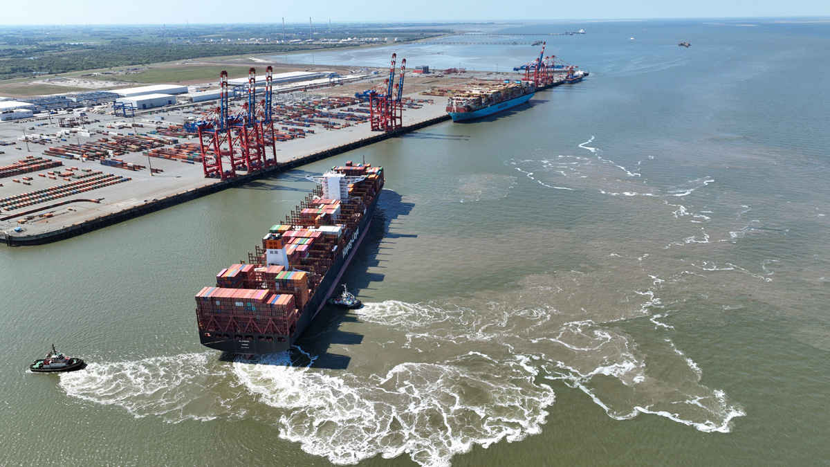 Atlantic Loop Hapag-Lloyd routet Amerika-Dienst über Wilhelmshaven