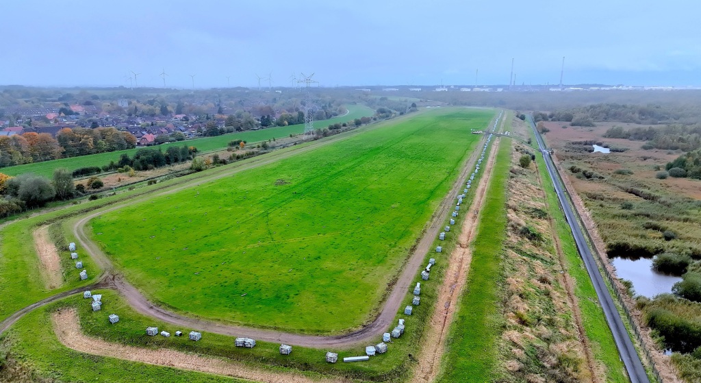 Uniper startet Photovoltaik-Projekt „Voslapper Groden“ in Wilhelmshaven
