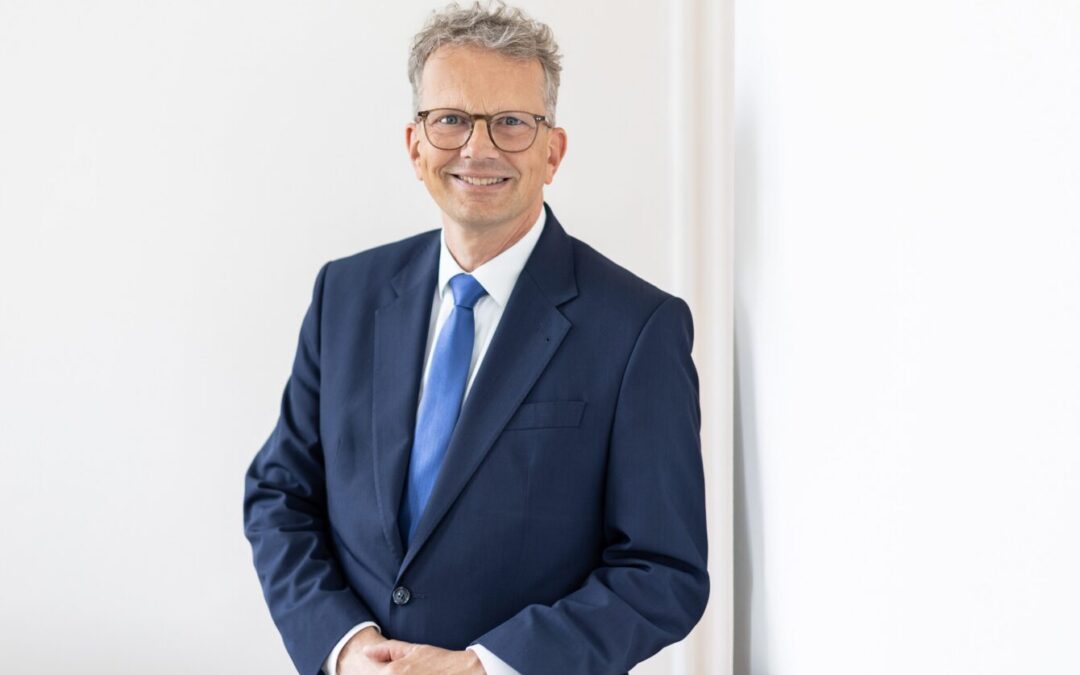 Holger Banik wird neuer Geschäftsführer des JadeWeserPort