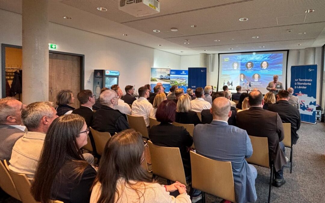 Hafen trifft Festland: JadeWeserPort on Tour in Stuttgart und Regensburg